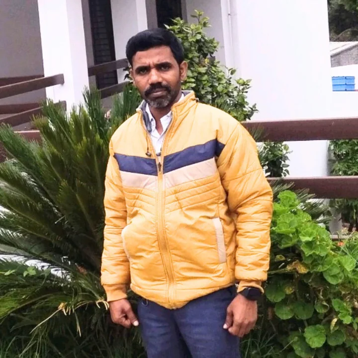 Shivraj Kumar owner of Aryan Cabs Bangalore outstation taxi service